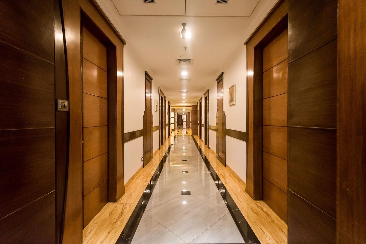 Golden Chariot Vasai Hotel Ngoại thất bức ảnh