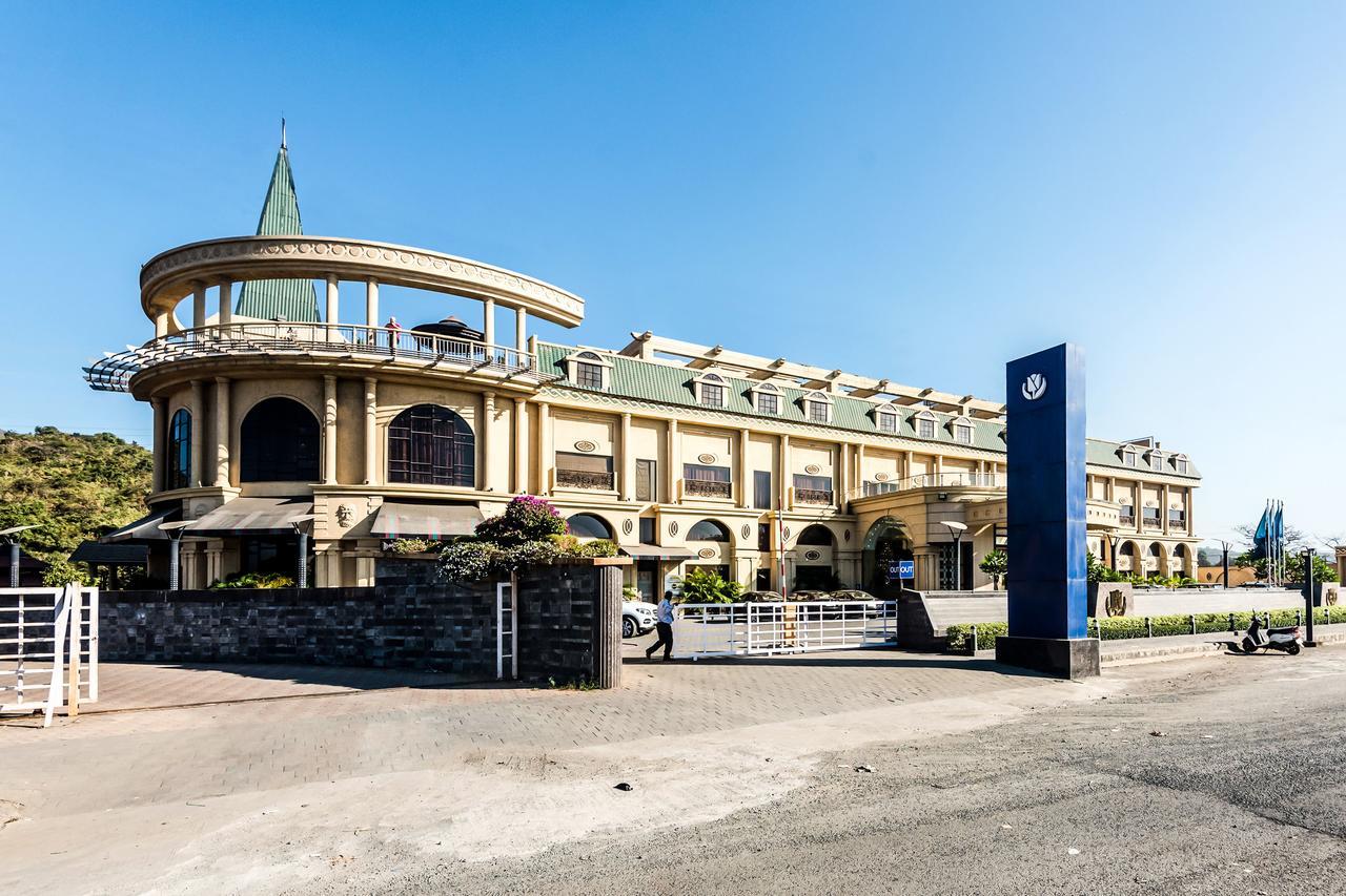 Golden Chariot Vasai Hotel Ngoại thất bức ảnh